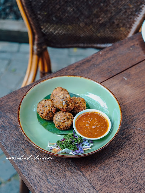 Mencicipi Menu Makan Siang di Plataran Dharmawangsa