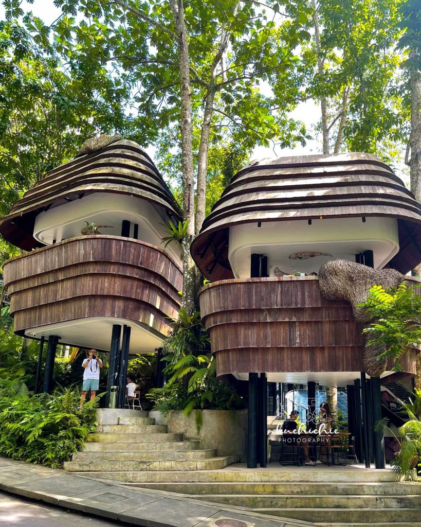 bangunan sep[erti sarang lebah