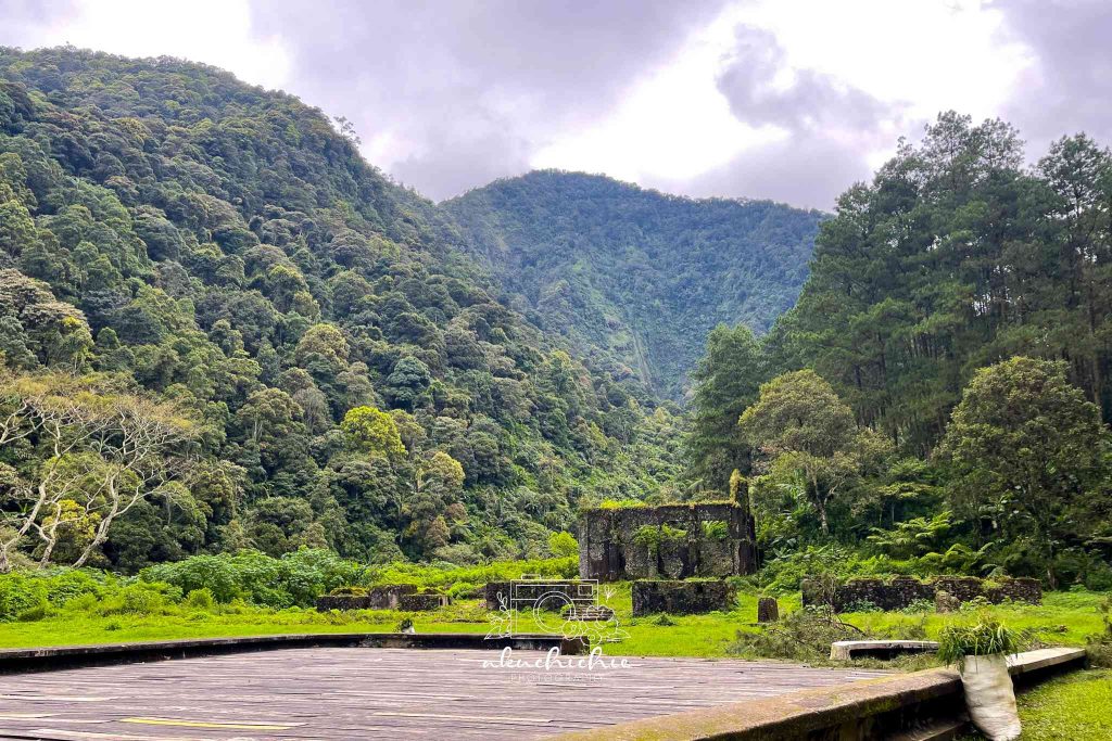pemandangan gunung puntang