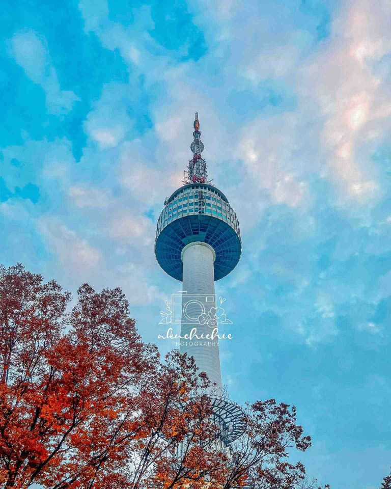 namsan tower destinasi wisata romantis di seoul korea selatan