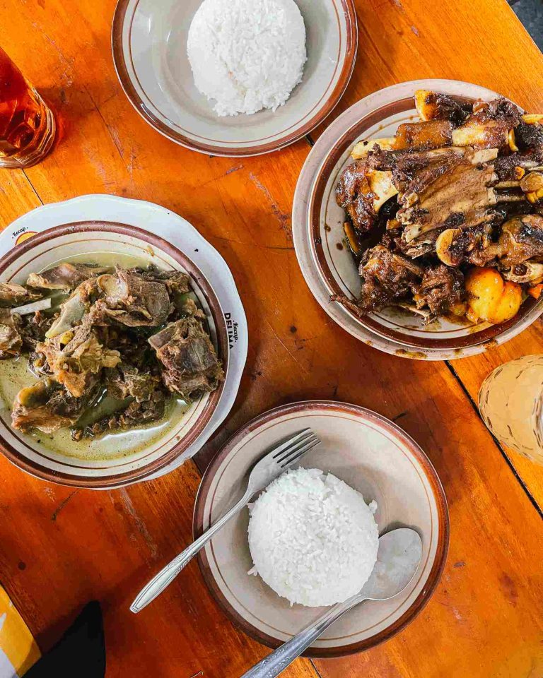 tengkleng rica khas solo pak manto