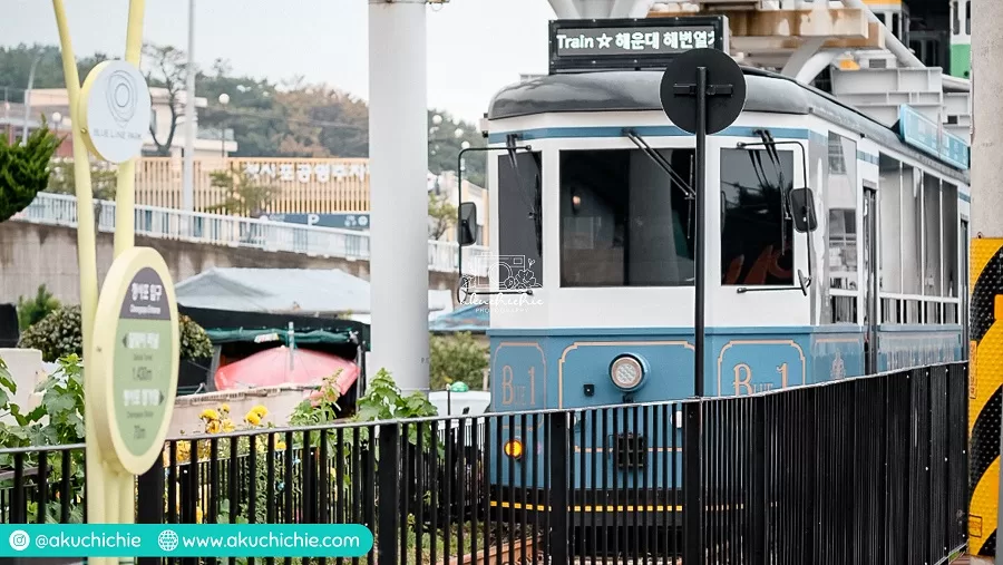 beach train haeunde park