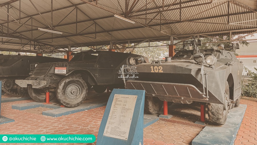 kendaraan perang tni