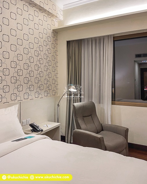 berapa harga permalam di village hotel bugis singapura