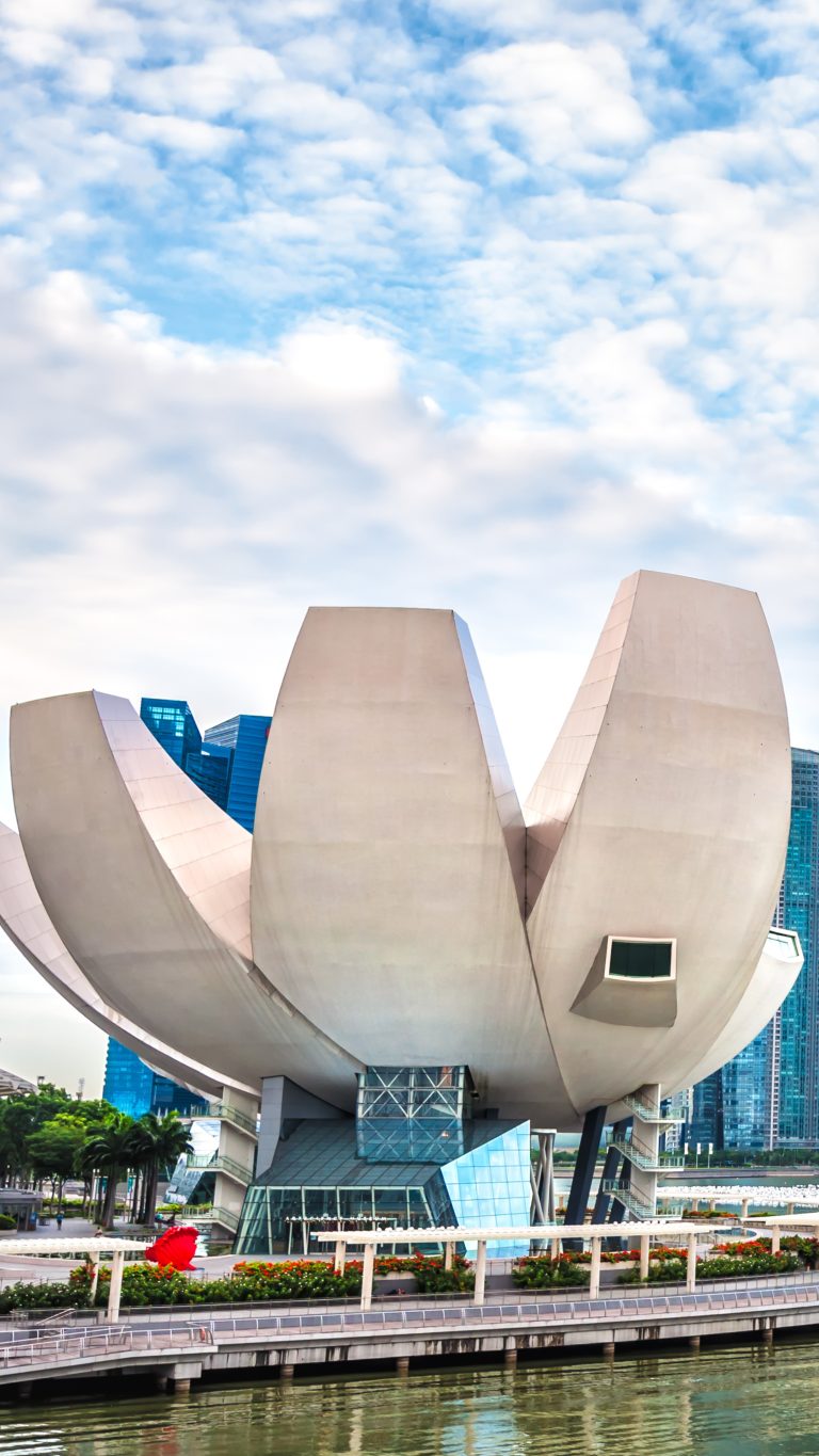 Menghabiskan Waktu di Marina Singapore