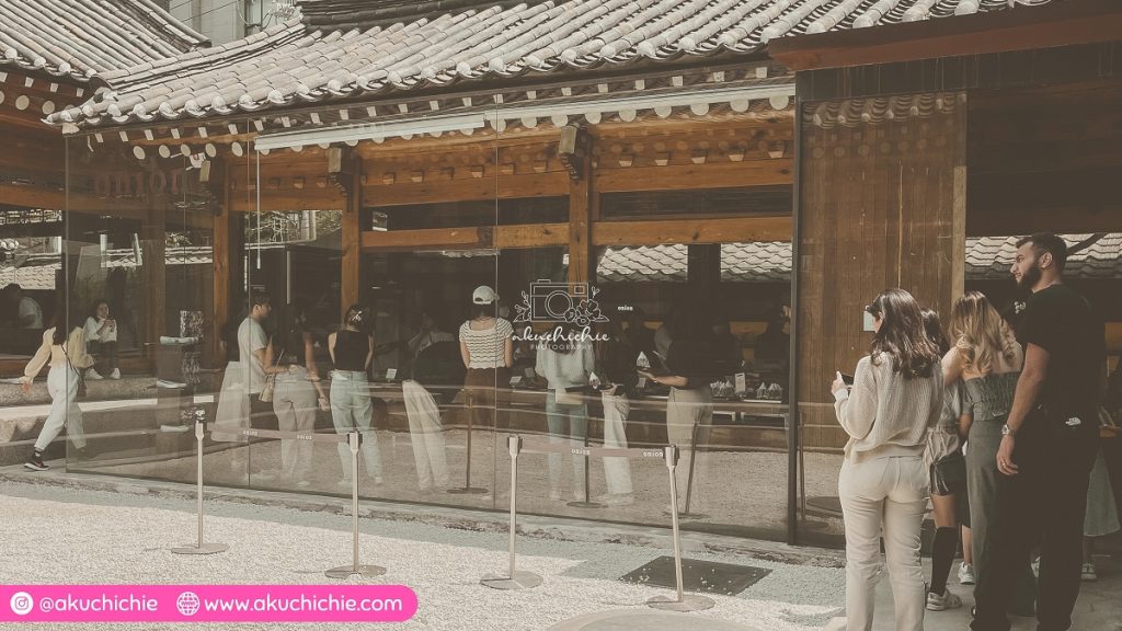 cafe pnion anguk korea selatan