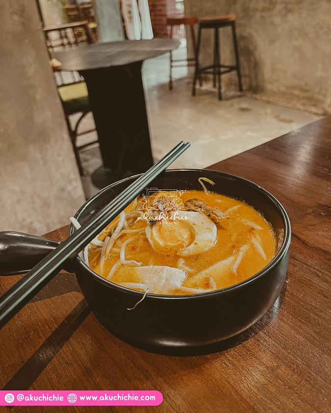 mie laksa singapore - strangers reunion