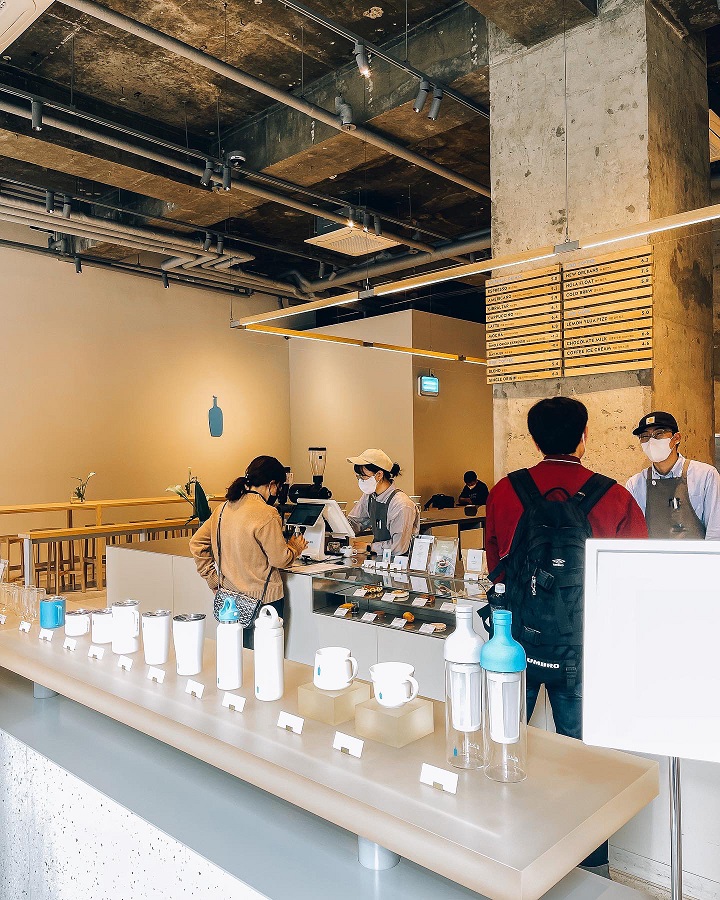 Blue Bottle Coffee Gwanghwangmun Cafe