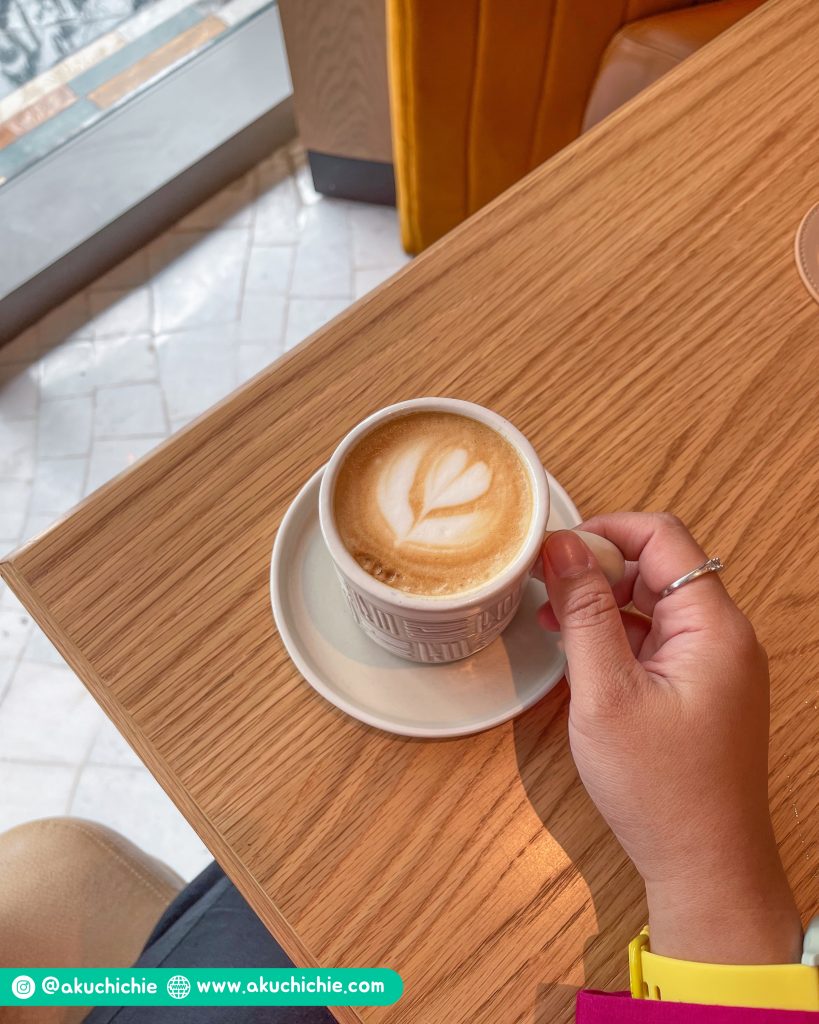 Hot Latte The St. Regis Jakarta