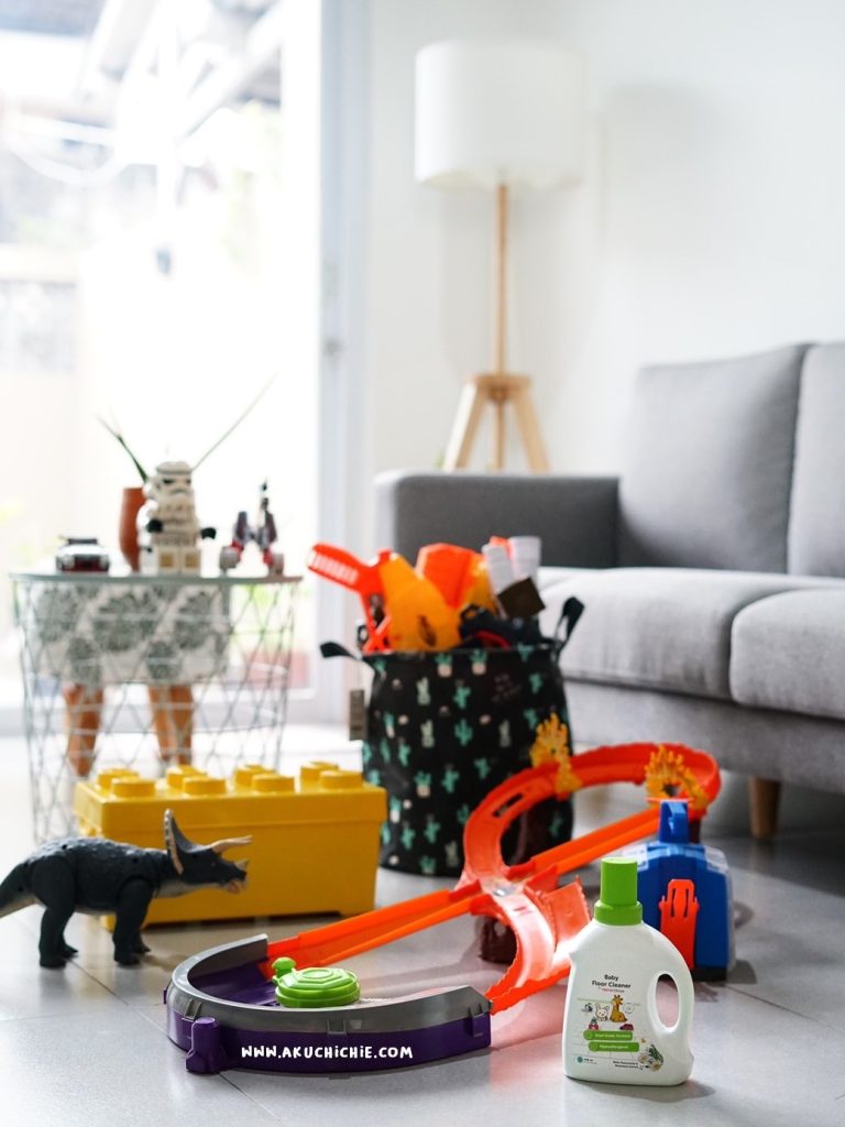 Lantai Aman dan Nyaman Untuk Area Bermain si Kecil dengan Mama’s Choice Baby Floor Cleaner