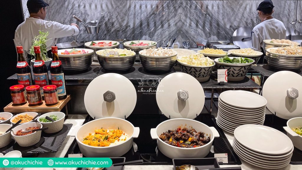 Menu sarapan di St Regis Jakarta