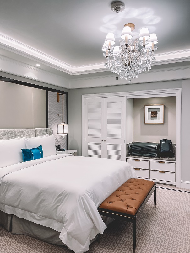 Staycation Dadakan di The St Regis Jakarta