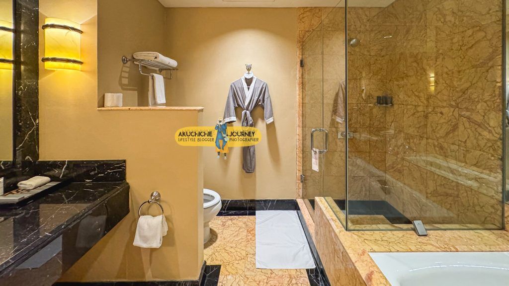 Kamar Mandi di JW Marriott Jakarta