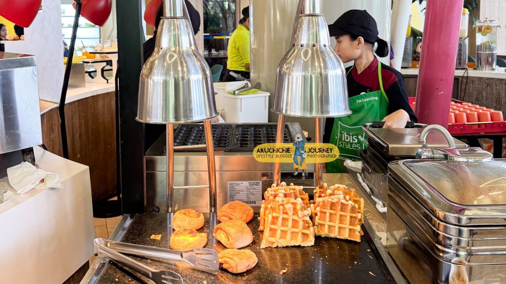 Menu sarapan di Ibis Styles Bogor Raya