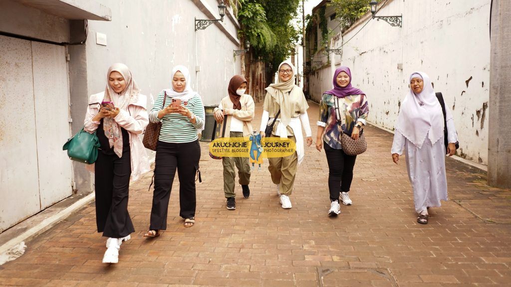 Jalan-jalan di Kota Lama Semarang