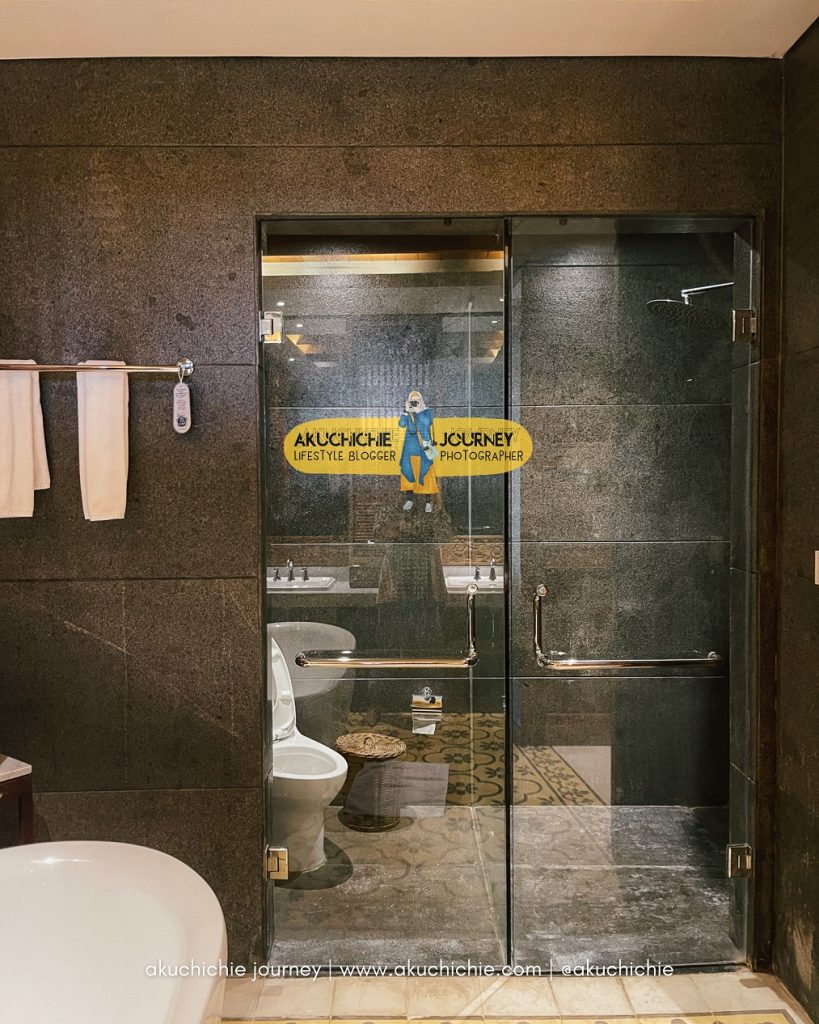 Kamar mandi tipe Ocean View