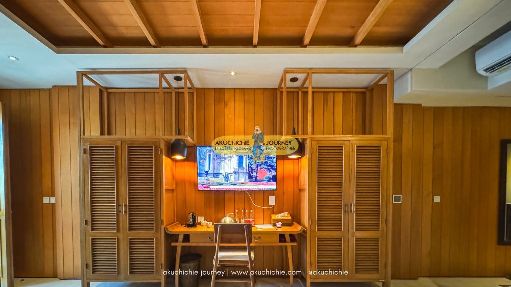 Fasilitas Kamar Swarga Suites Bali Berawa