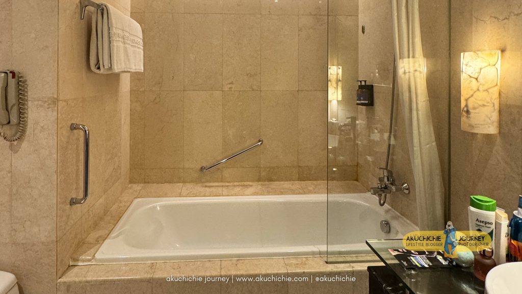 the grove suites by grand aston