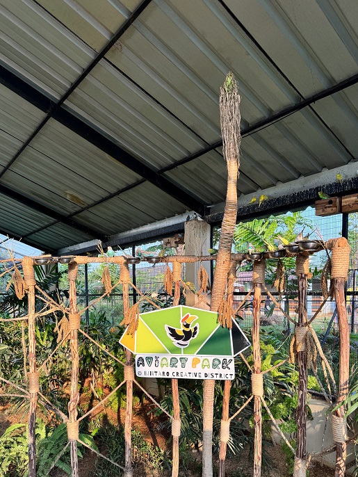 Bermain di Aviary Park Indonesia