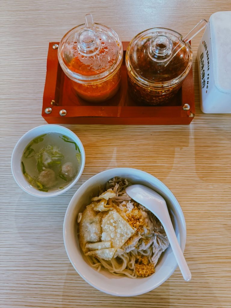 Kuliner di Pasar Cihapit Bandung