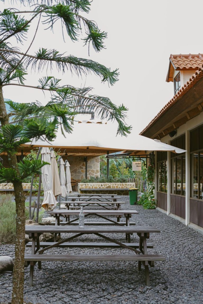 the barn restaurant bali farm house