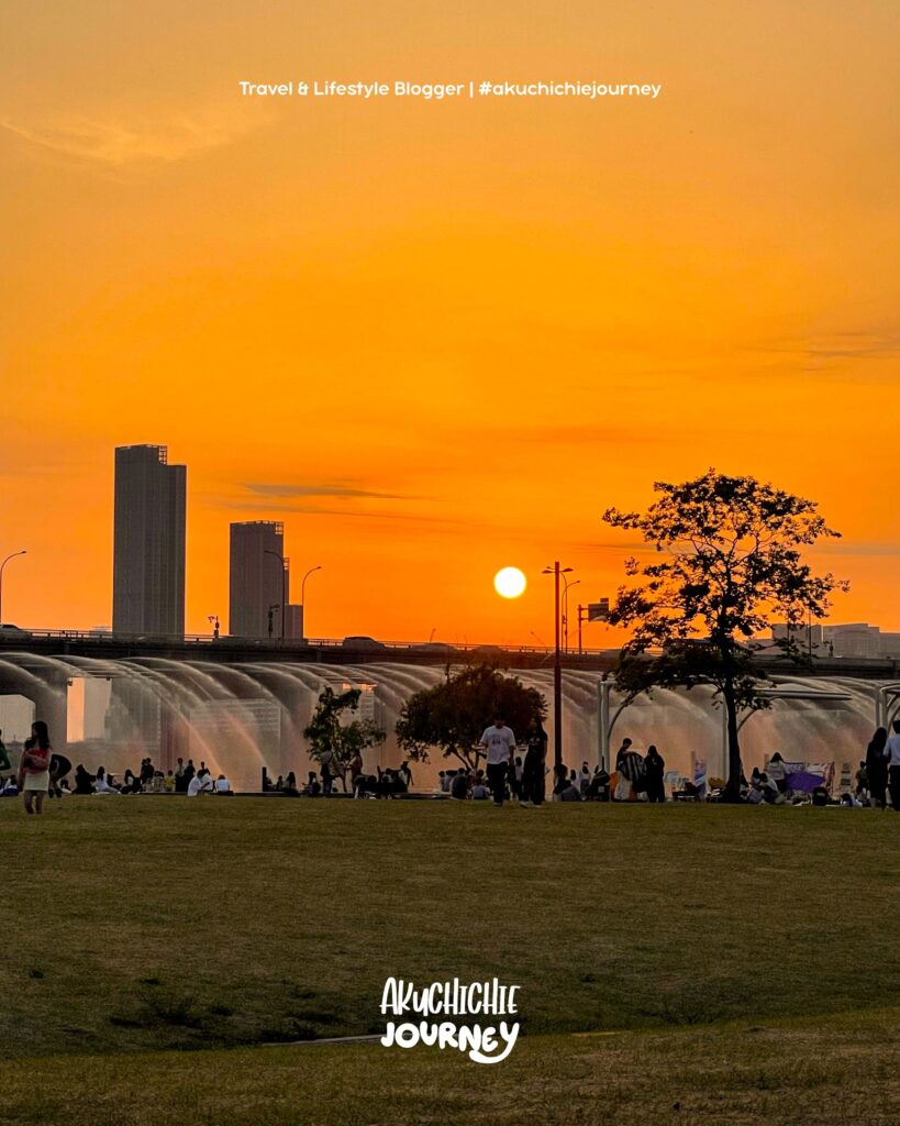 Matahari terbenam di Sungai Han